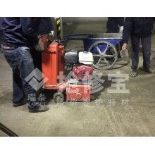 地下停車場(chǎng)地坪基層處理什么快速材料好？