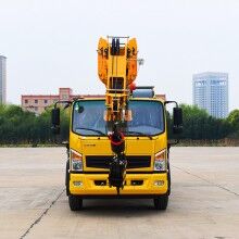 油電兩用徐工臂12噸吊車 國(guó)六多功能汽車吊 液壓操作