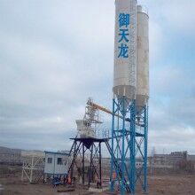 丹東市附近HZS60混凝土攪拌站 常用工程機械設(shè)備 御天龍機械廠生產(chǎn)