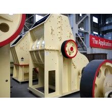 煤炭粉碎機(jī)粉碎設(shè)備，處理高濕物料也不會堵塞Z98