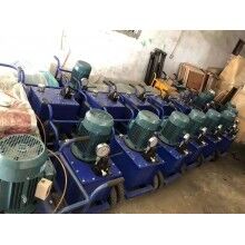 大型快速破碎石頭用機(jī)載分石機(jī)設(shè)備