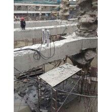 大型無聲快速分解石頭機(jī)載分石機(jī)設(shè)備