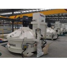 立軸行星式攪拌機操作安全系數(shù)高混合勻質好